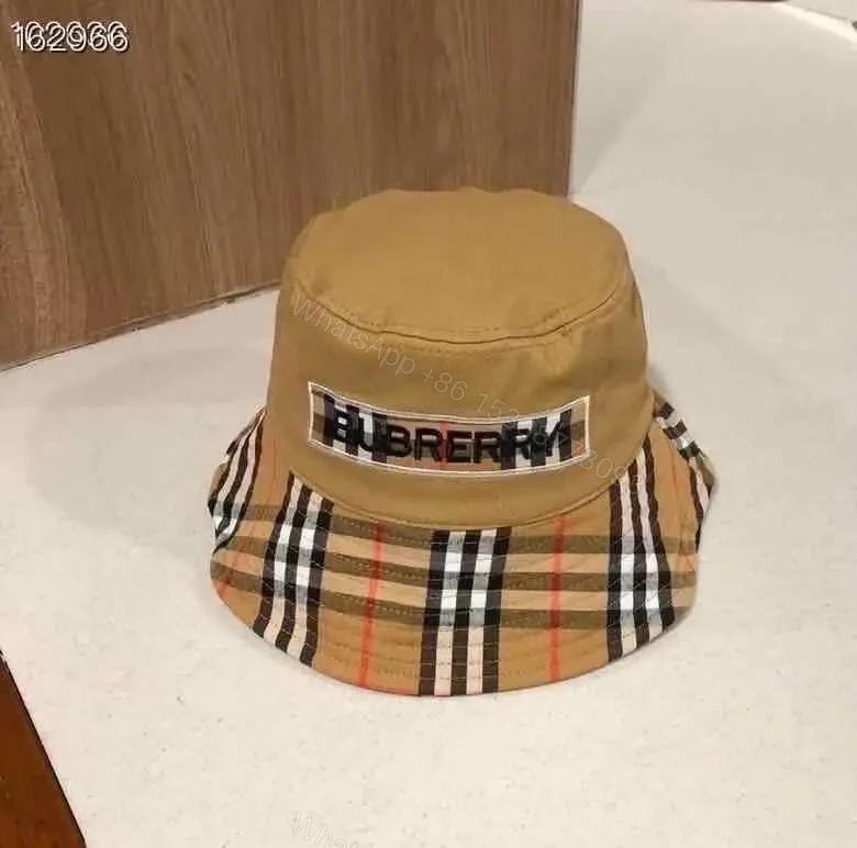 BURBERRY — view 1