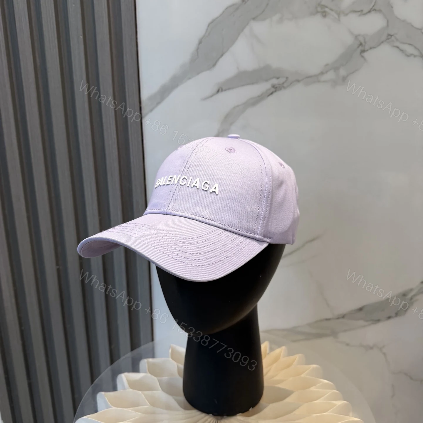 BALENCIAGA 高仿 男款 LOGO刺繡棒球帽 淡紫色潮流帽 — view 1