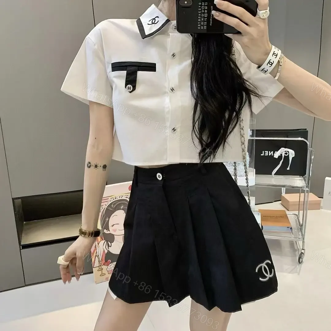 CHANEL — view 1