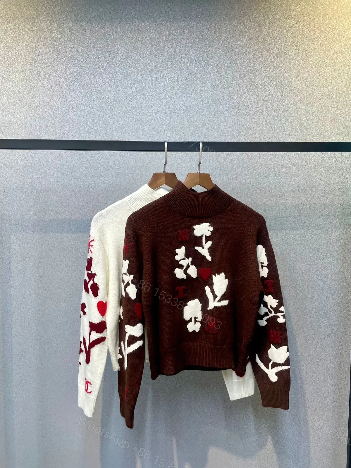 CHANEL — view 1