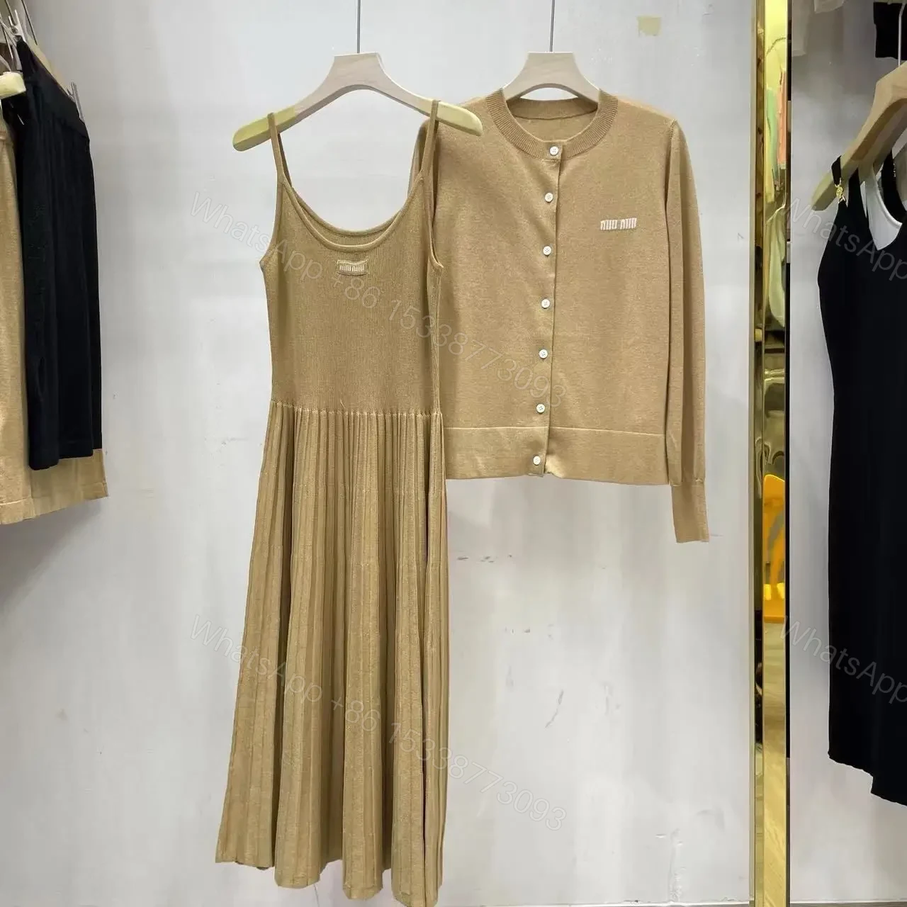 MIU MIU — view 1