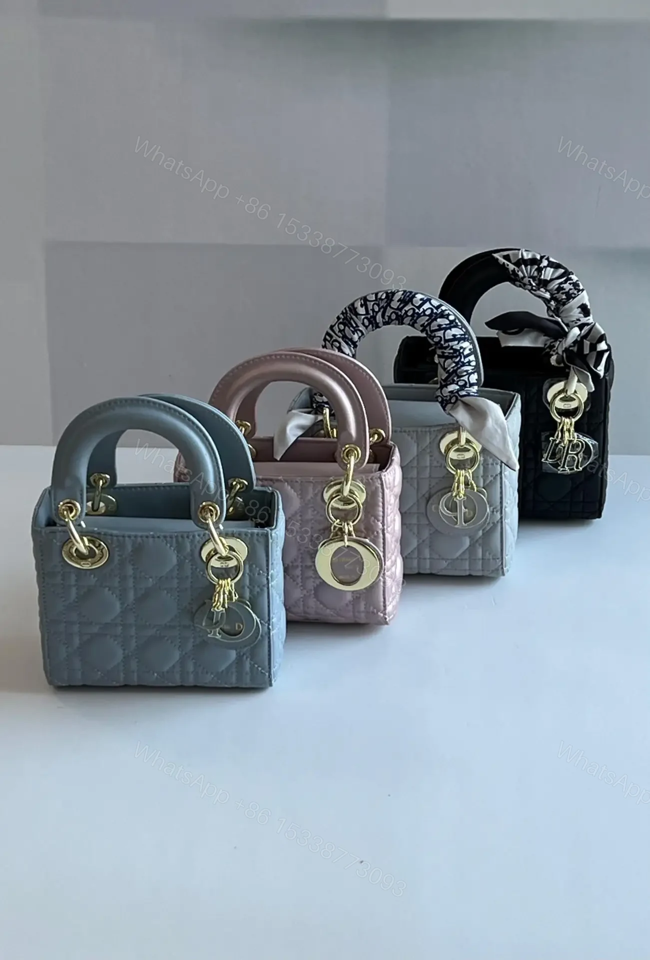 DIOR — view 1
