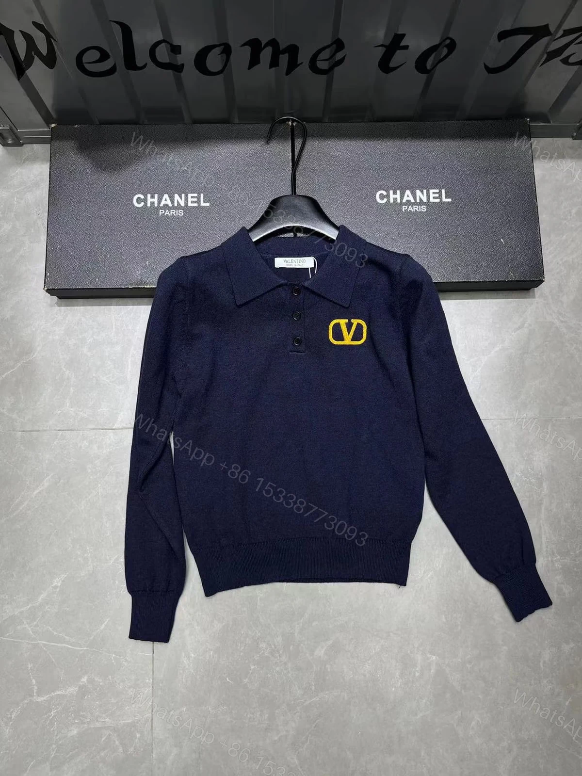 VALENTINO — view 1