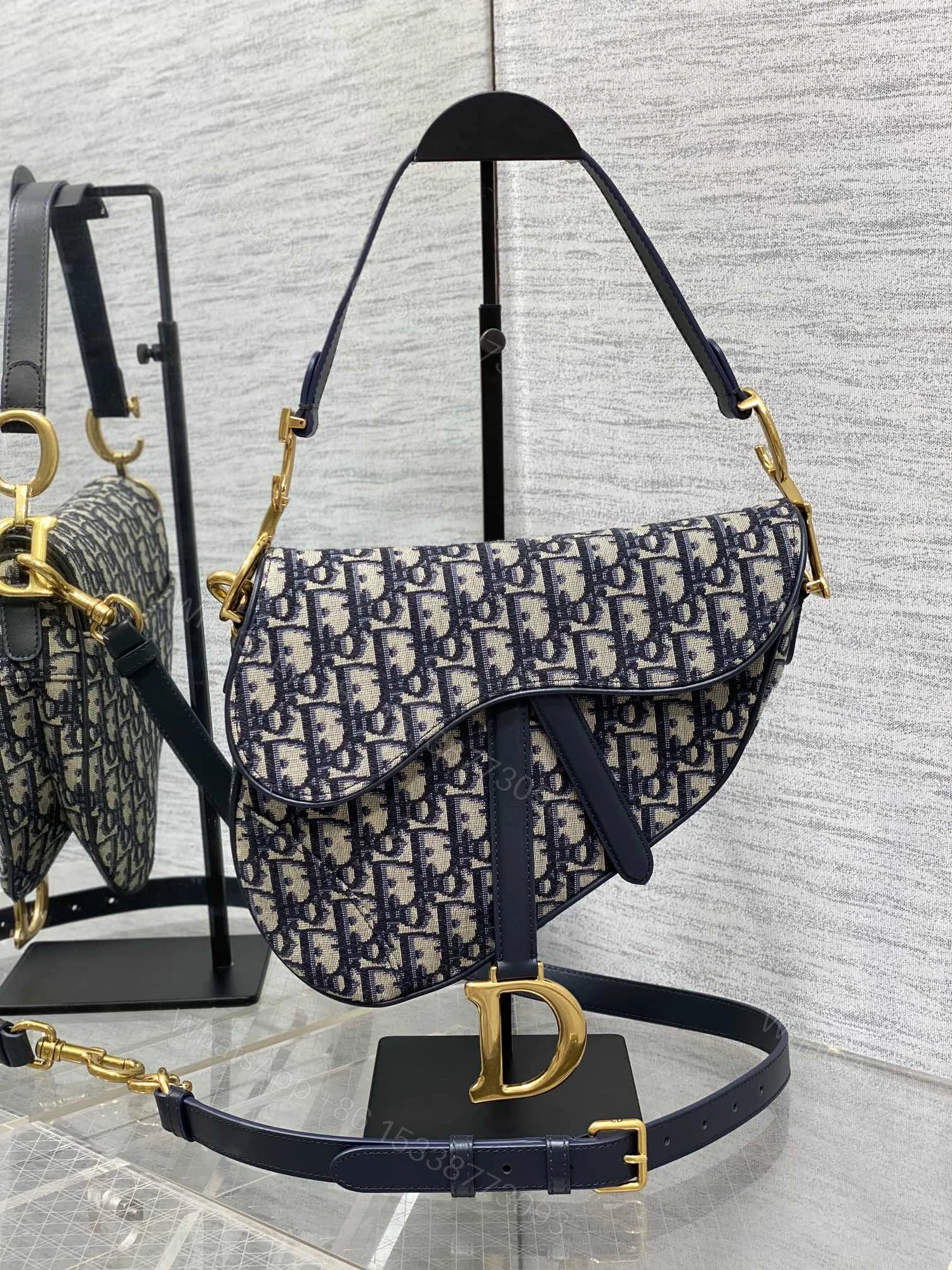 Dior 一比一老花馬鞍包 經典藍色帆布刺繡款 附長背帶 — view 1
