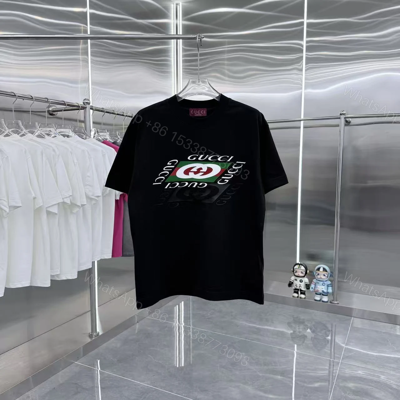 Gucci高仿短袖T恤黑色中版印花紅綠配色復古風潮流單品 — view 1