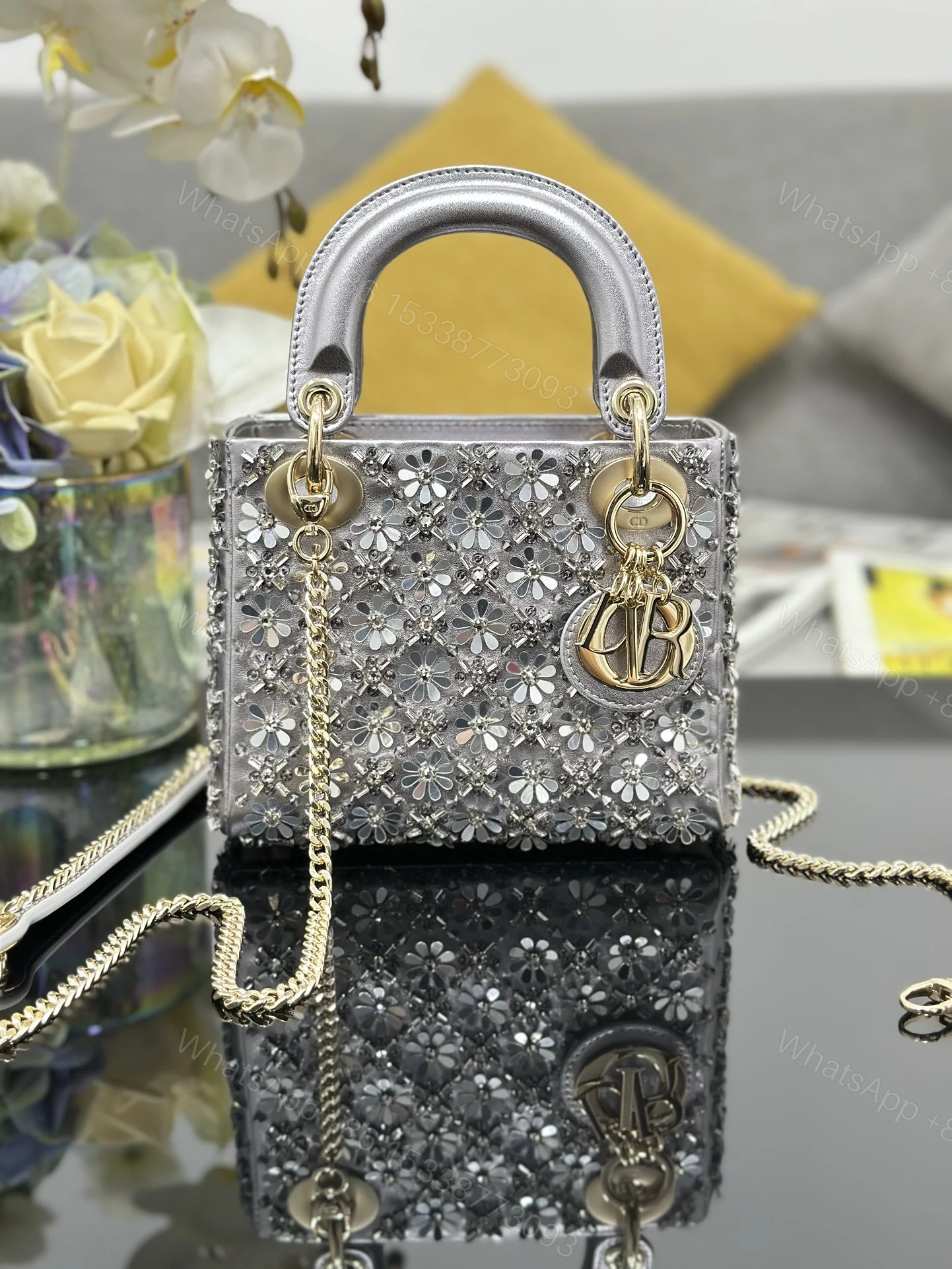 Dior 高仿 女款 Lady 花卉鏤空水鑽手提包 奢華宴會款 — view 1