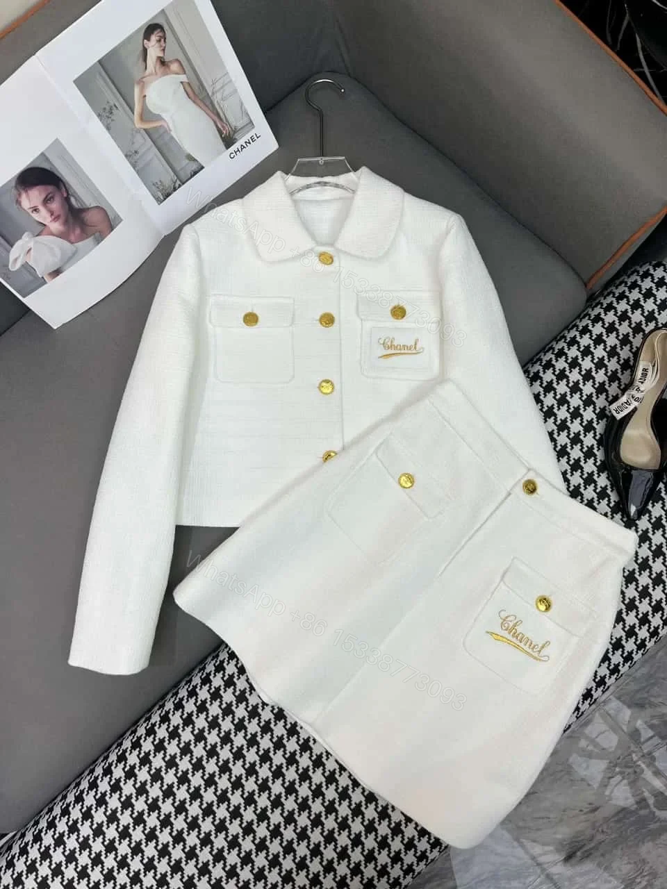 CHANEL — view 1