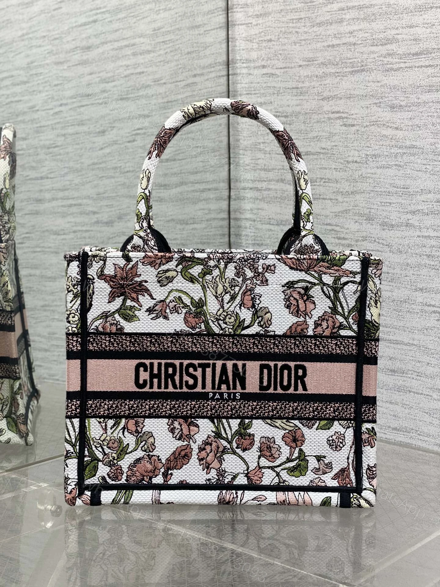 Dior A貨Book Tote小號托特包 粉紅碎花設計 女生約會首選 — view 1