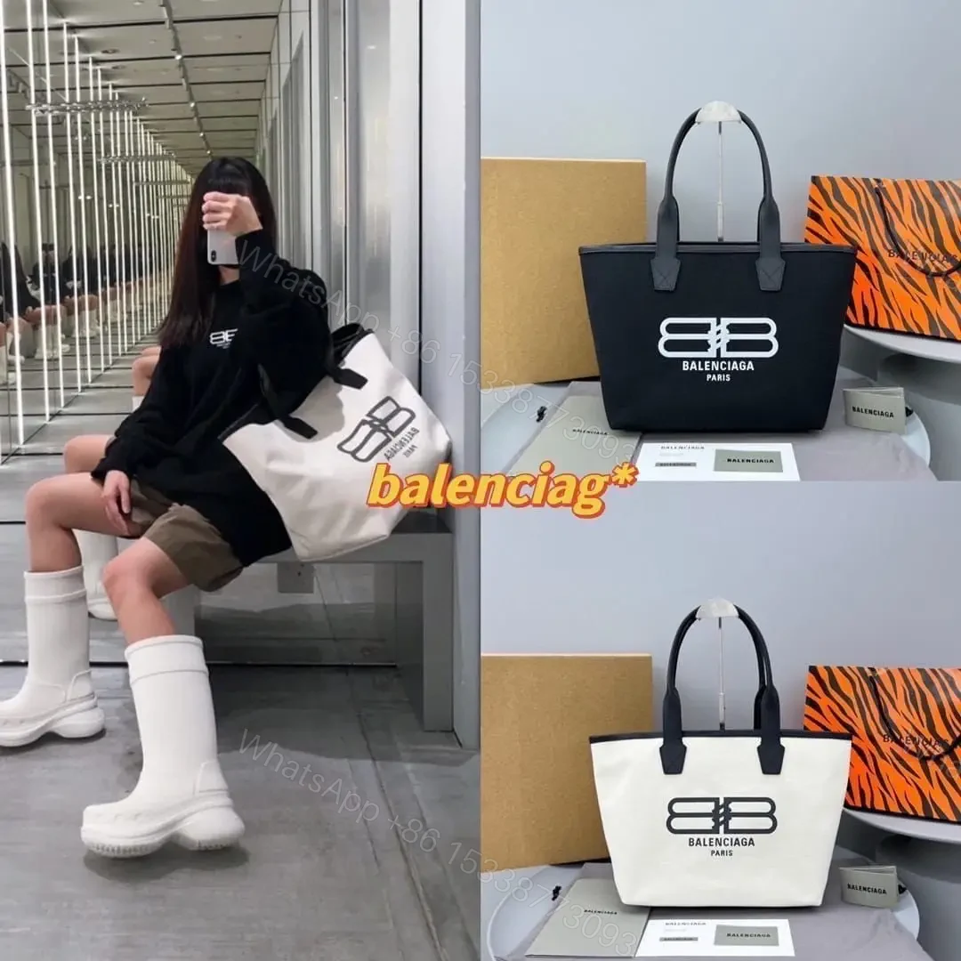 BALENCIAGA — view 1