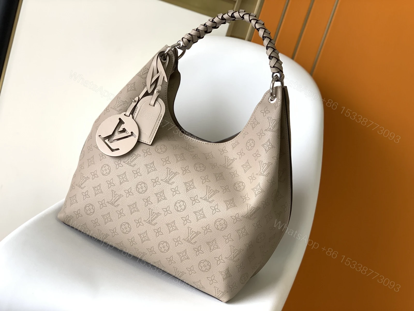 LV A貨女士手提包米色編織手柄典雅百搭款 — view 1