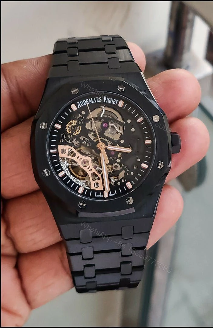 Audemars Piguet Royal Oak Jumbo 43mm Automatic — view 1