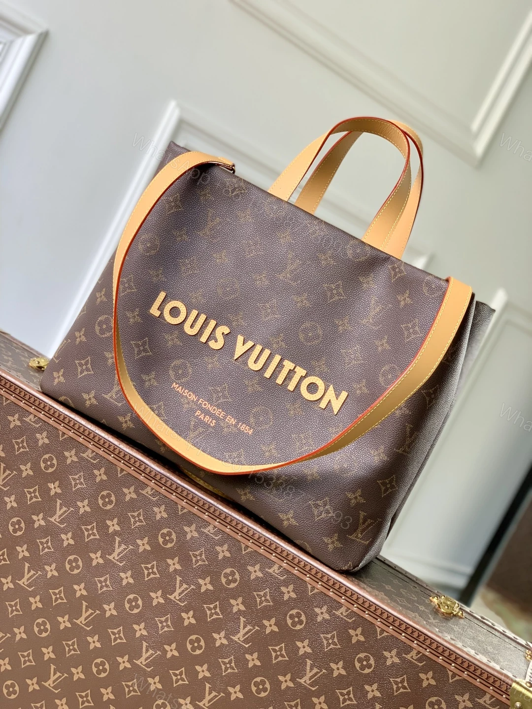 LV 高仿 Monogram 托特包 經典棕色大容量手提 — view 1