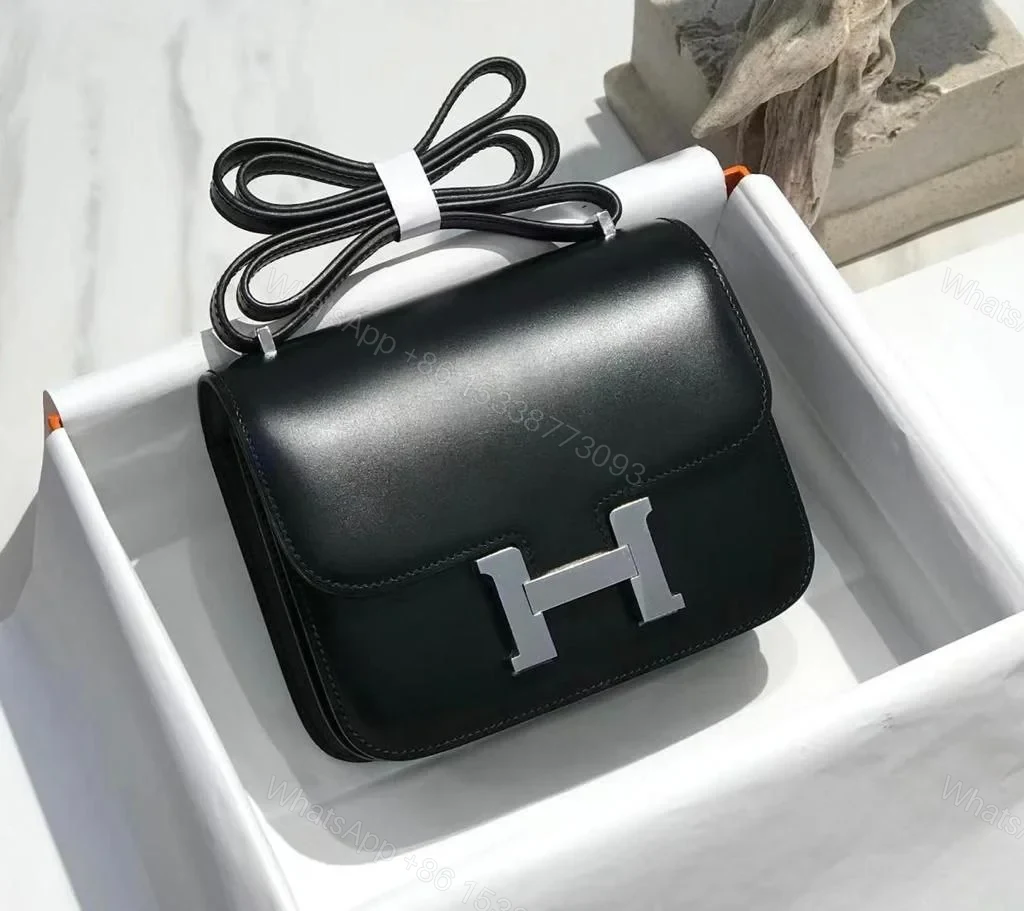 Design Constance shoulder bag in black box leather – Dubai Fashion LUX — view 1