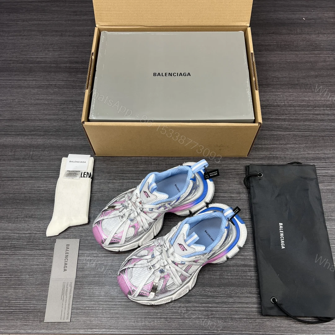 Balenciaga 高仿粉藍老爹鞋粉嫩撞色復古潮流感 — view 1