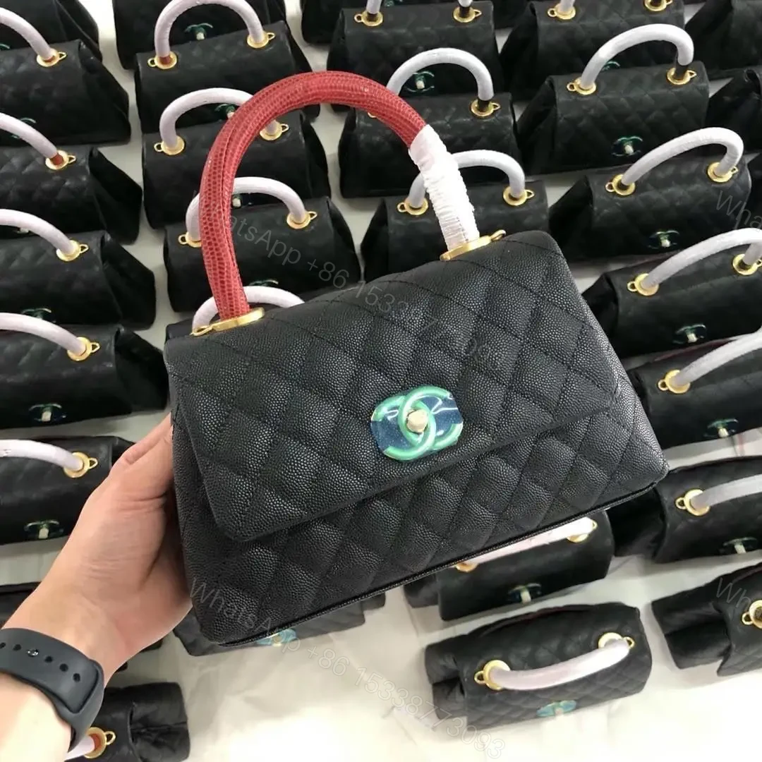 CHANEL — view 1