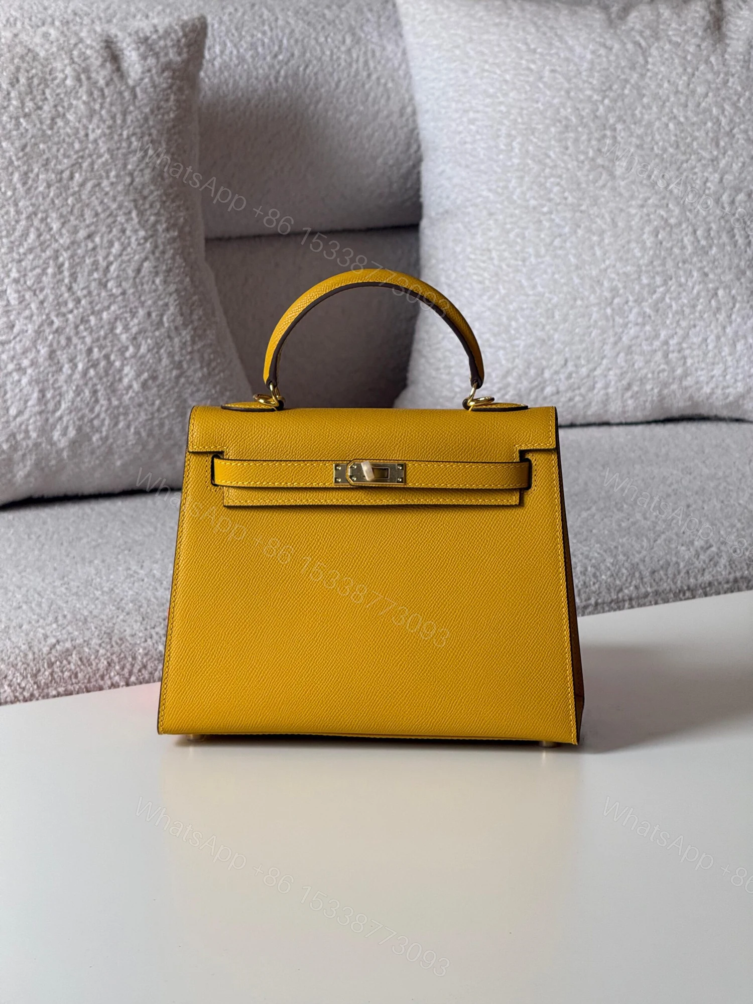 Hermès Jaune Ambre Epsom Sellier Kelly 25 Handbag — view 1