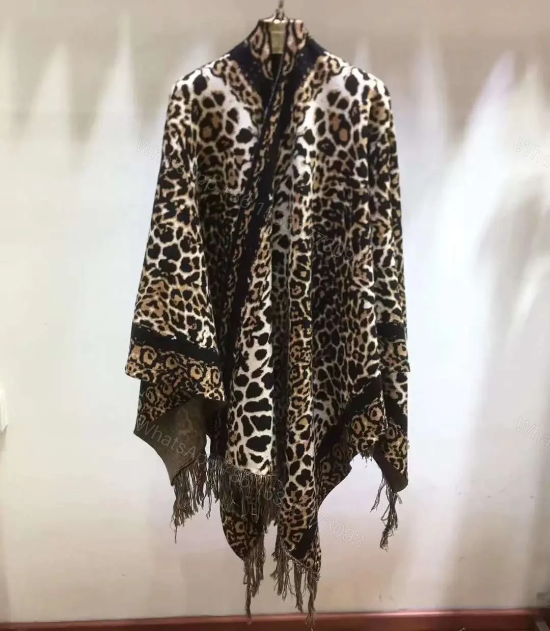 DIOR — view 1