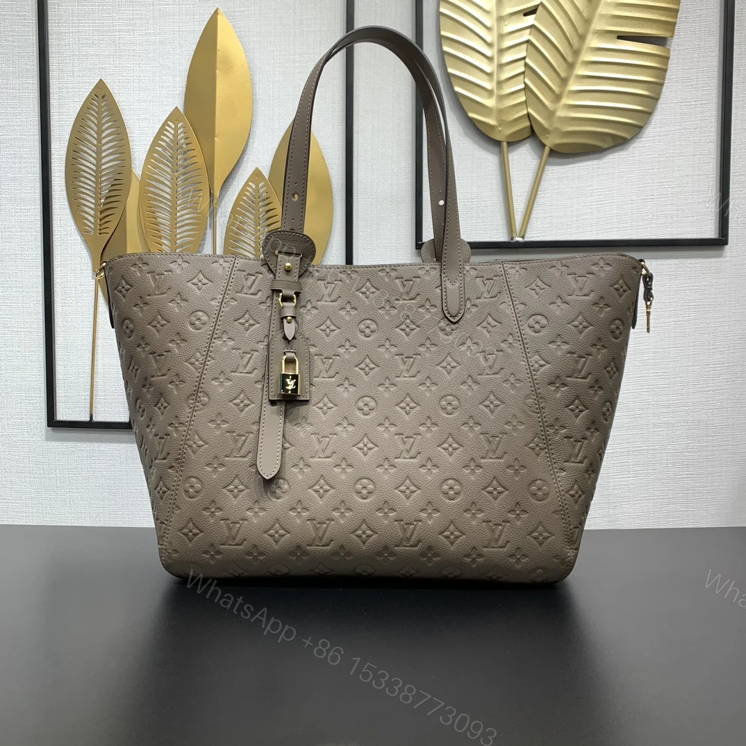 LV高仿灰色壓花托特包 鎖扣設計精品新款 — view 1