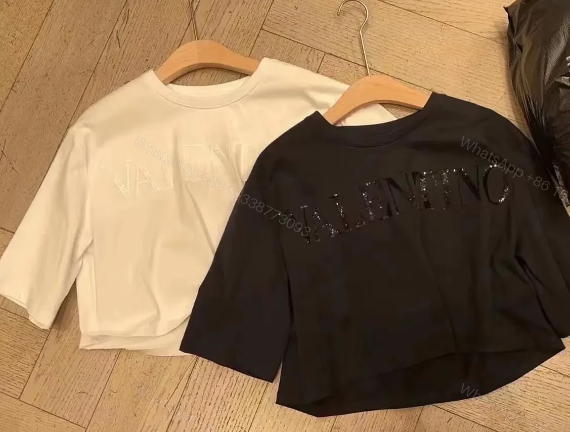 VALENTINO — view 1