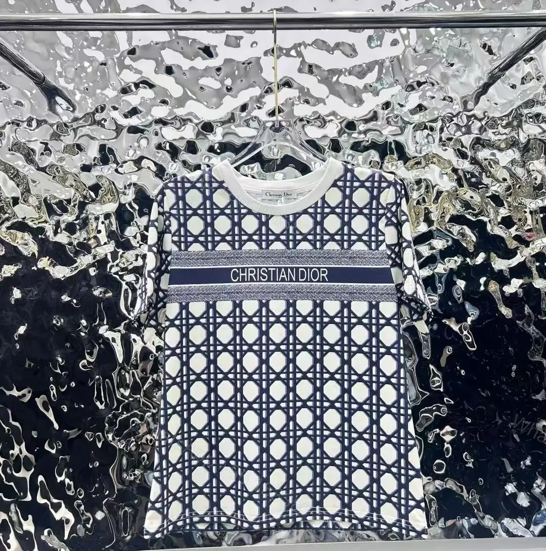 DIOR — view 1