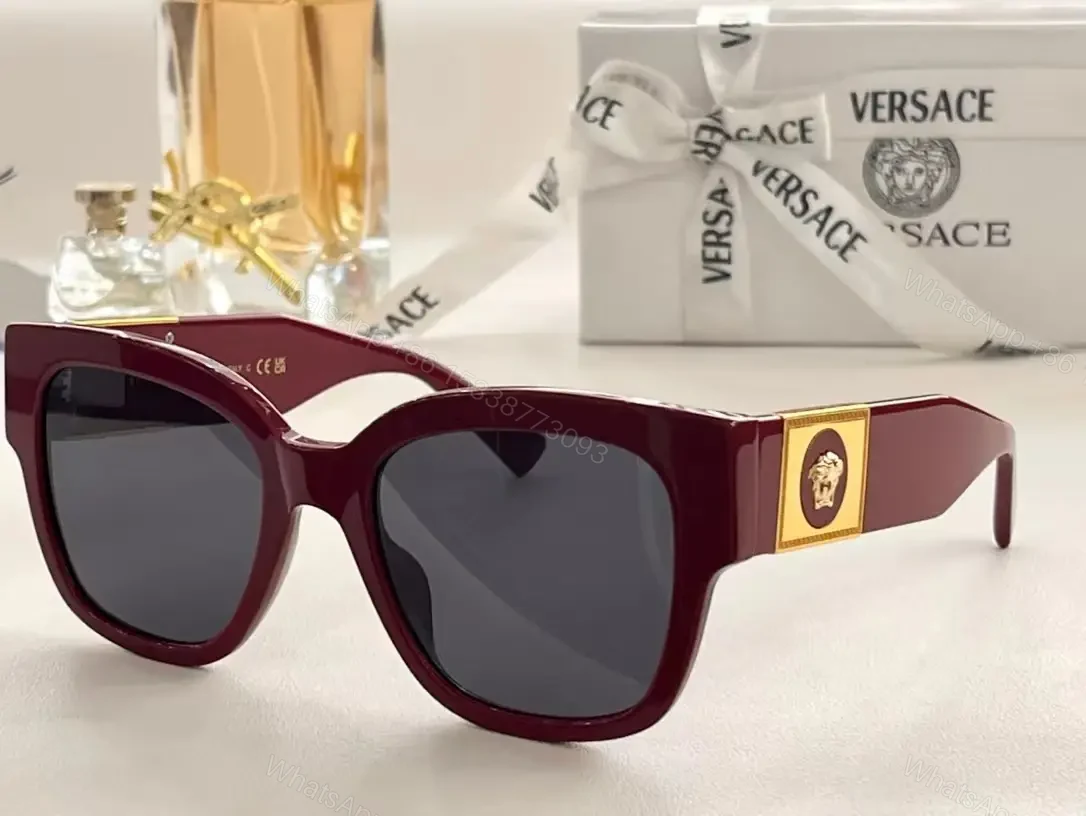 VERSACE — view 1