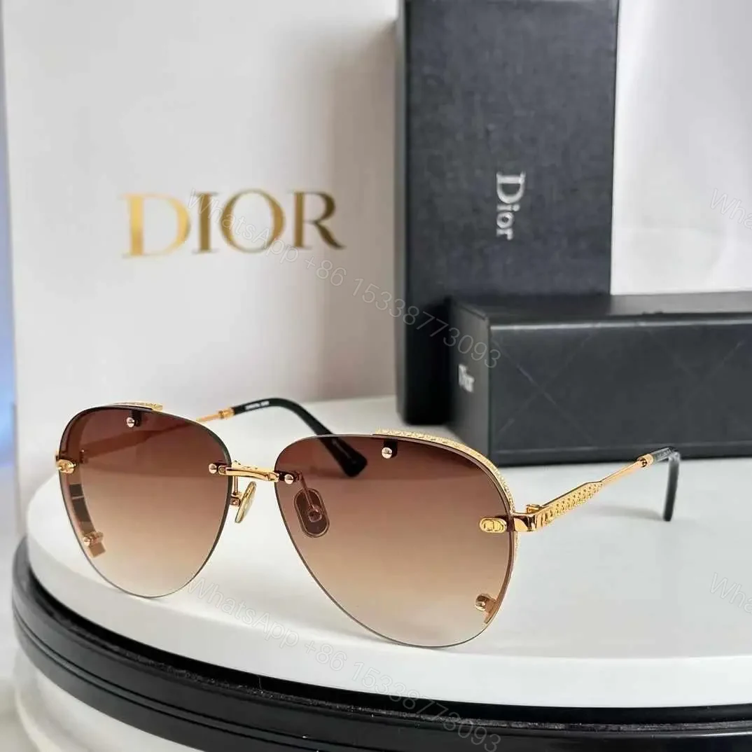 DIOR — view 1