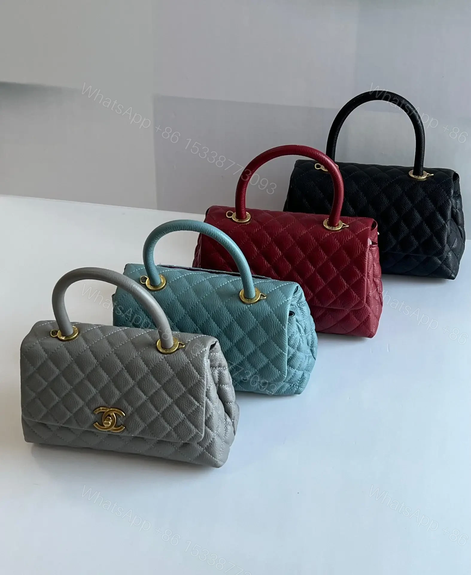CHANEL 25 CM — view 1