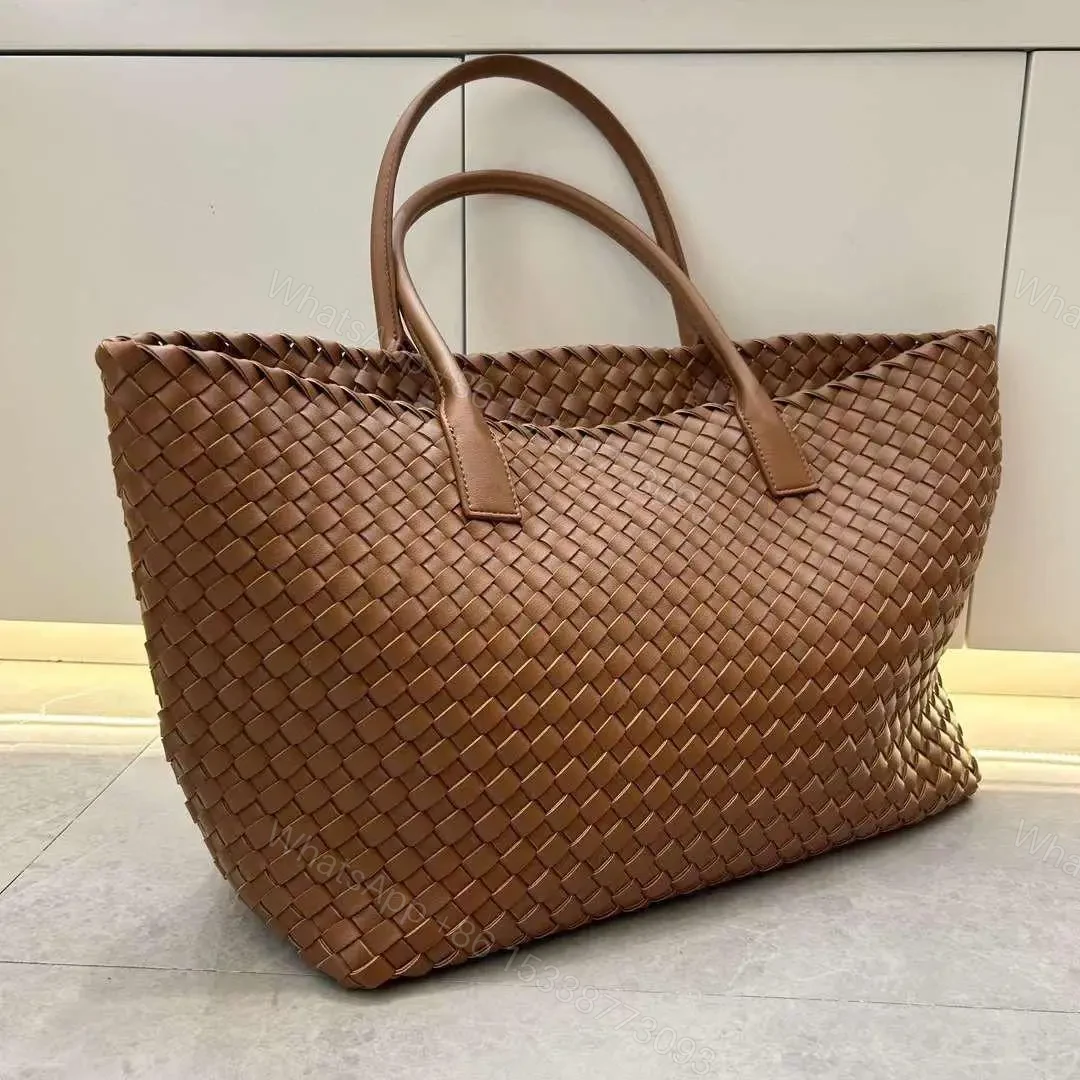 BOTTEGA — view 1