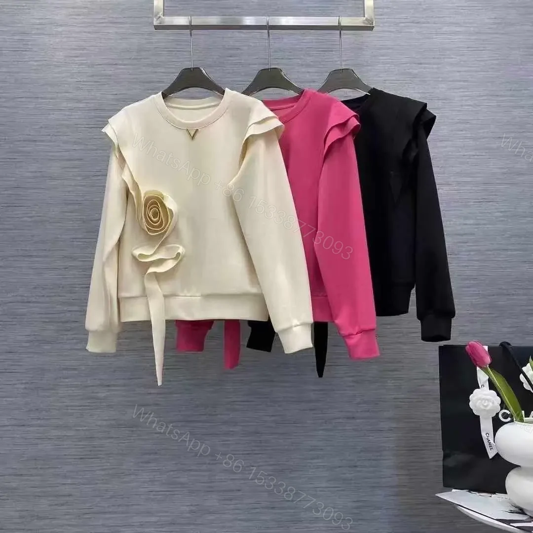 VALENTINO — view 1