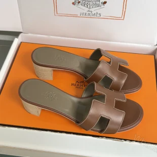 Hermès replica Oran sandals — view 1