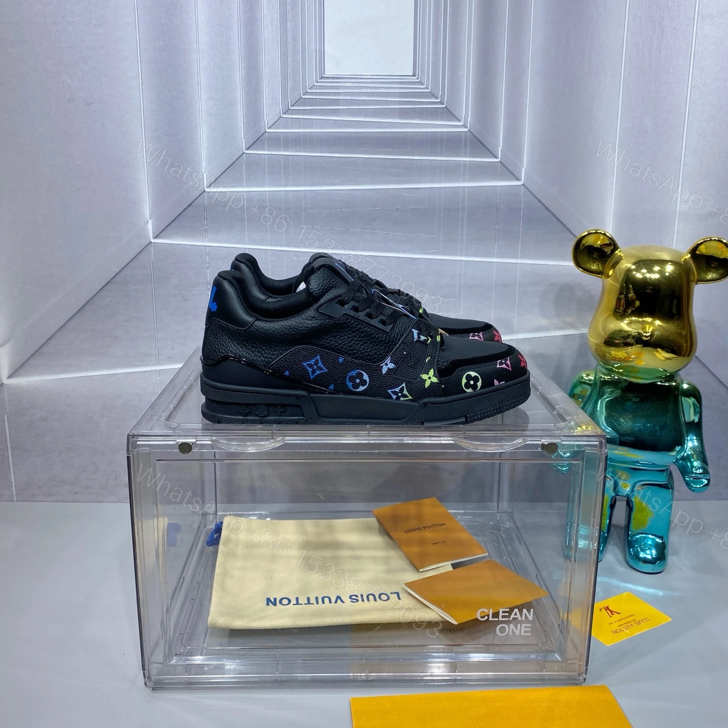 LV 原單 Trainer 黑色運動鞋 彩色 Monogram 潮流款 — view 1