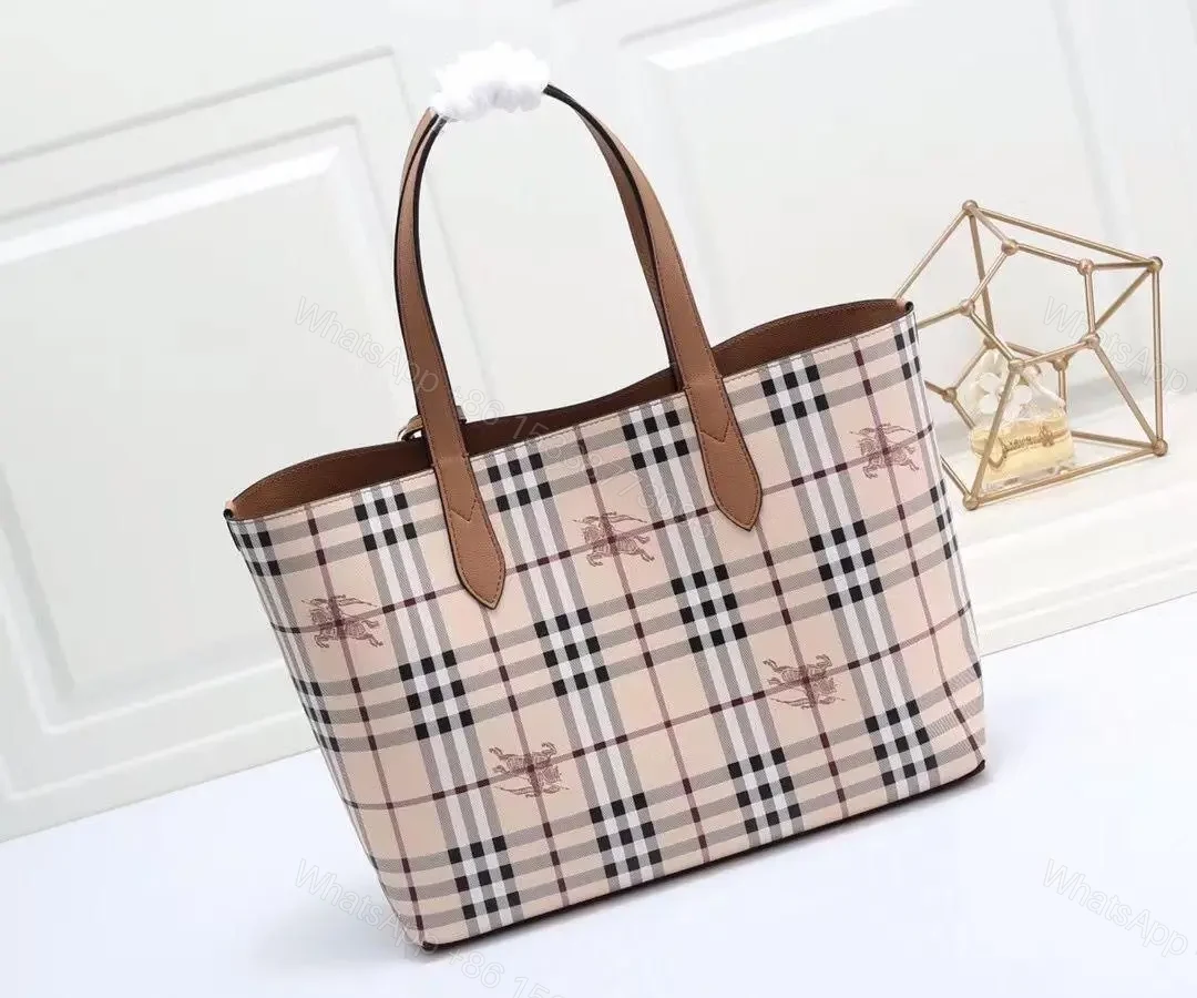 BURBERRY — view 1