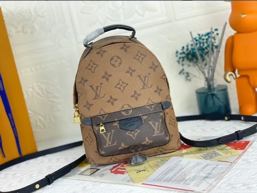 LOUIS VUITTON — view 1