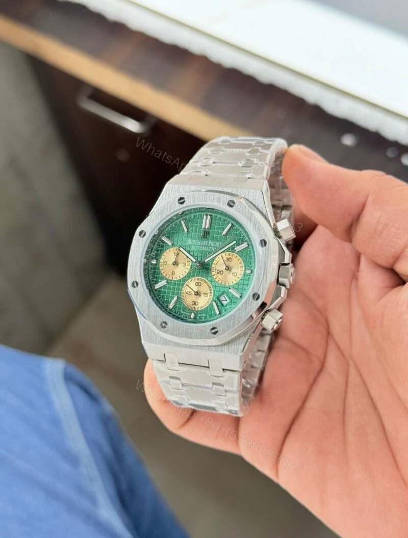 Audemars Piguet Royal Oak Chronograph 41mm Quartz — view 1