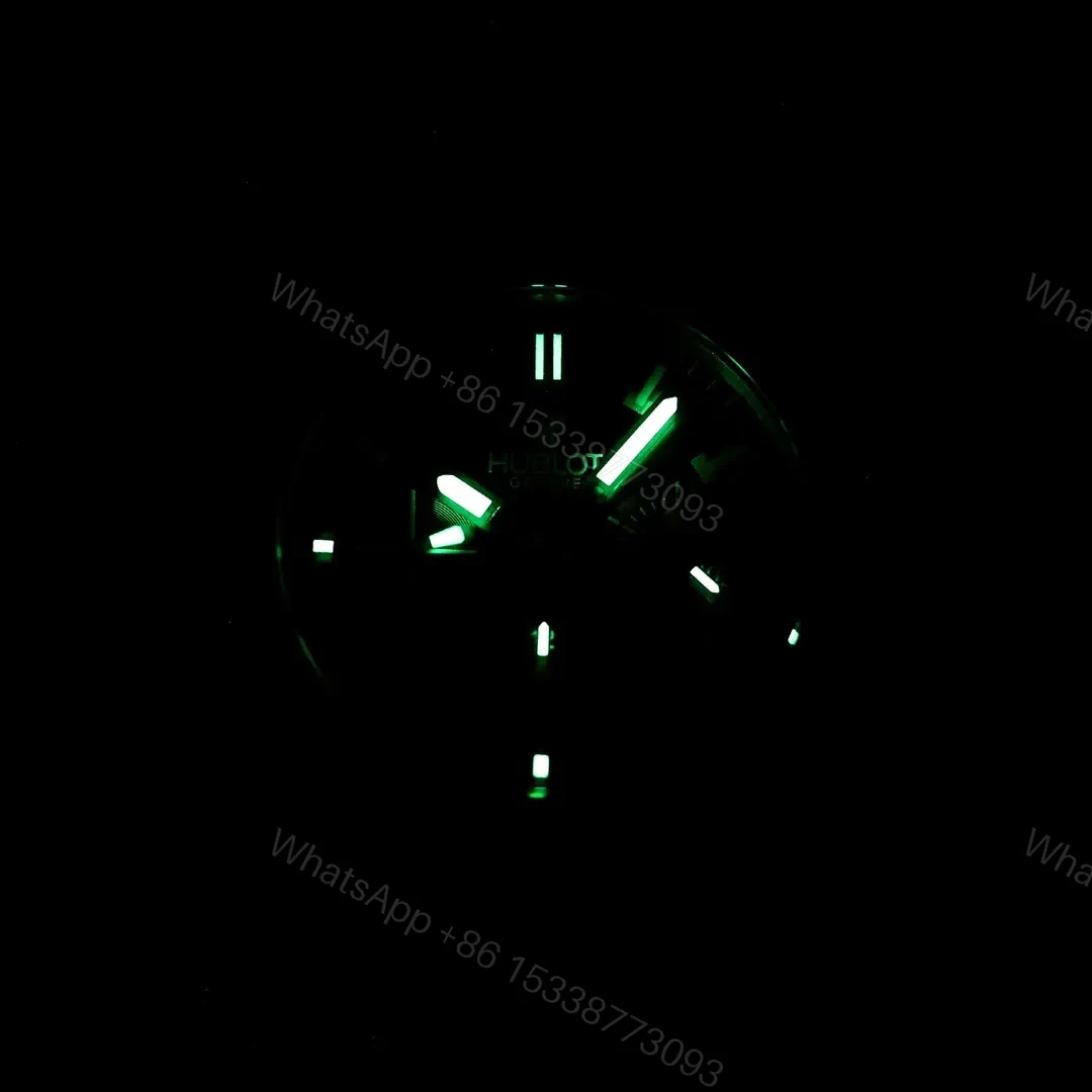 TW Factory Hublot Big Bang Black Rubber Watch — view 1