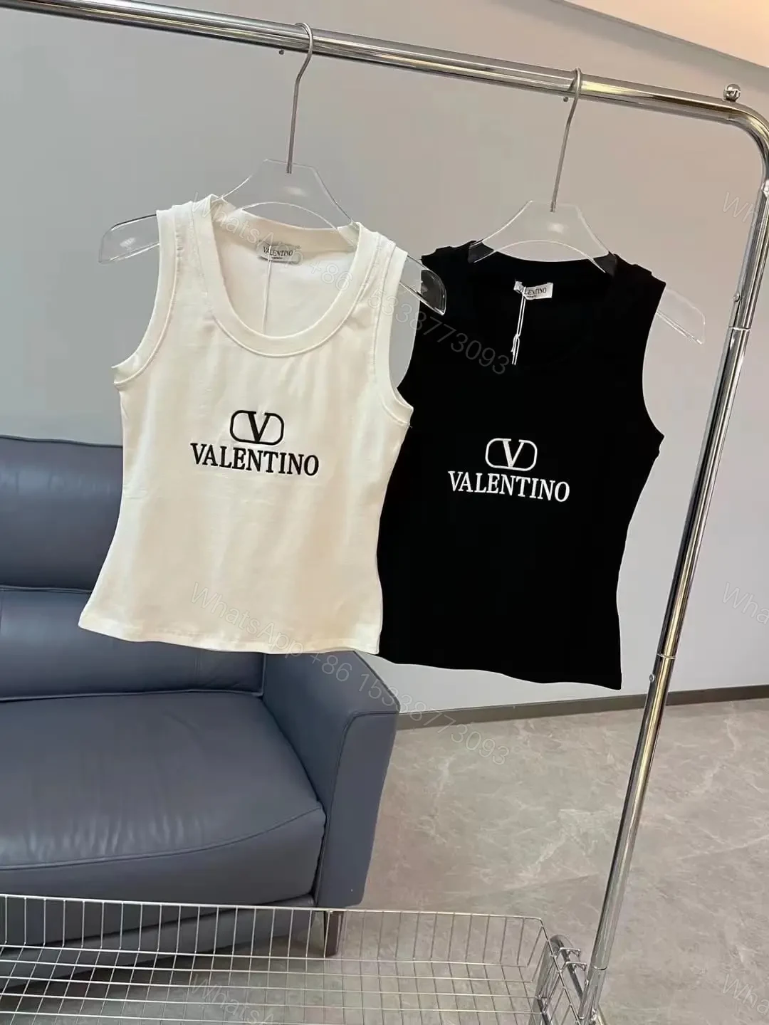 VALENTINO — view 1
