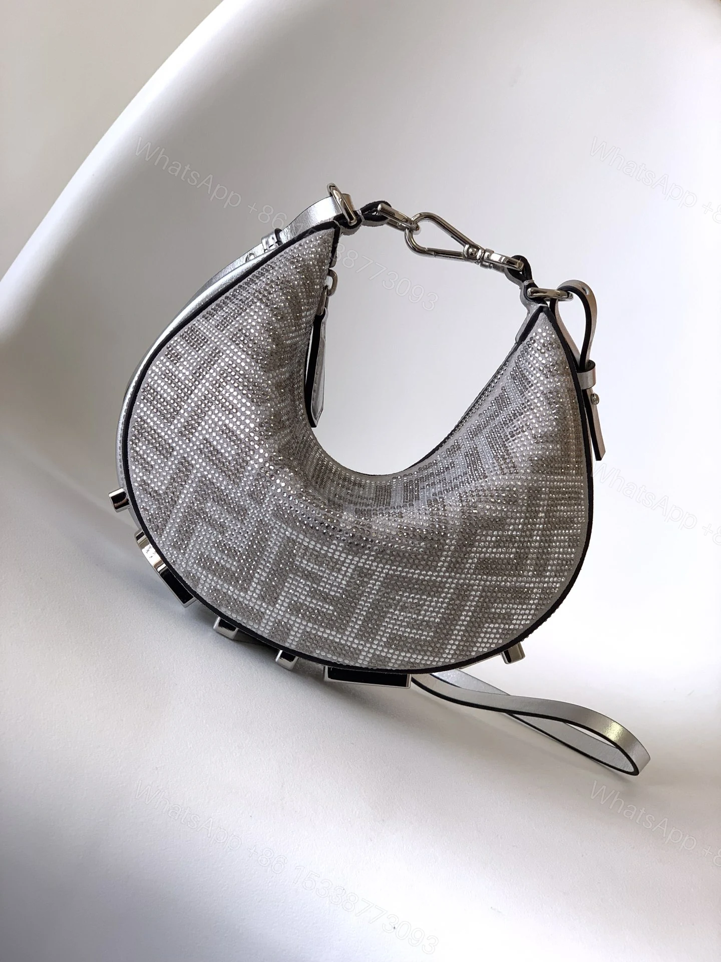 Fendi 高仿 Graphy滿鑽FF半月晚宴包奢華水鑽肩背包 — view 1