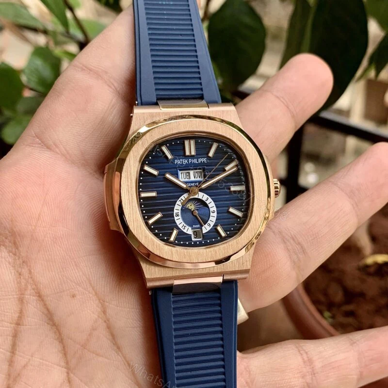 Patek Philippe Nautilus 5726A Blue Dial Automatic 40mm — view 1