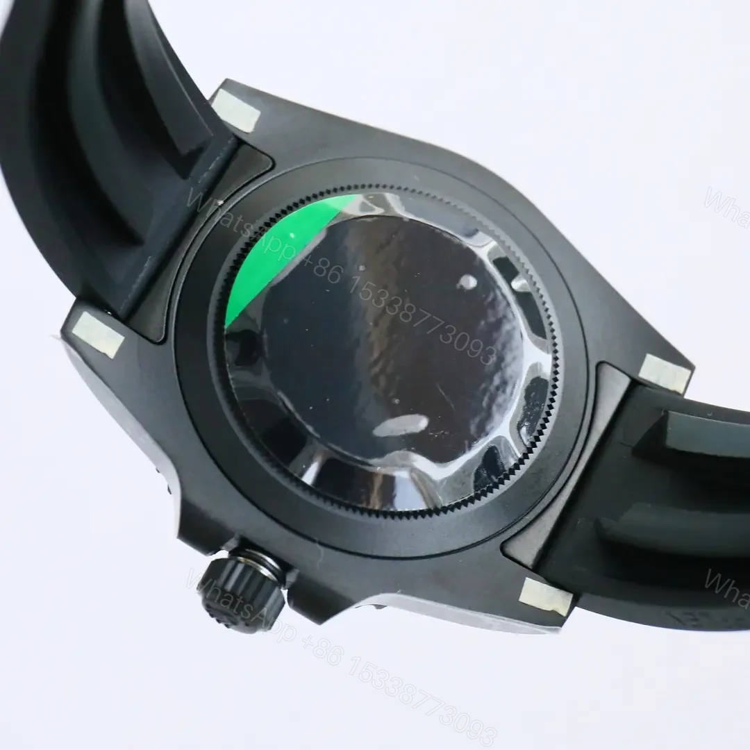 View 8 of Bold red blaken submariner replica 40MM Black Carbon B33 Edition RG-BLAKEN-SUB-B33-RED-BEZEL