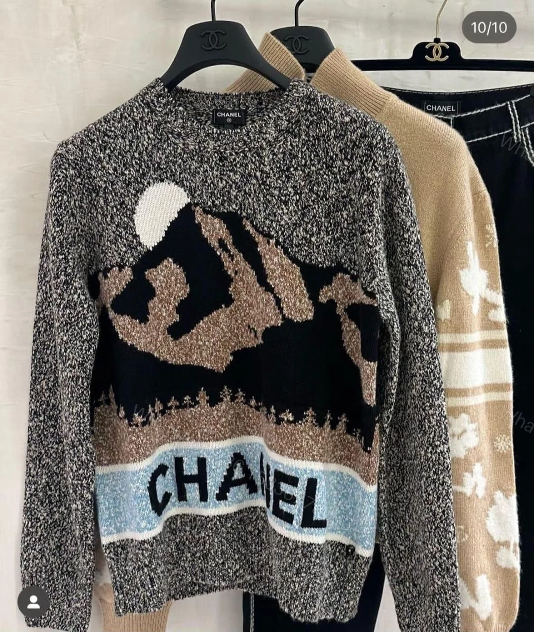 CHANEL — view 1