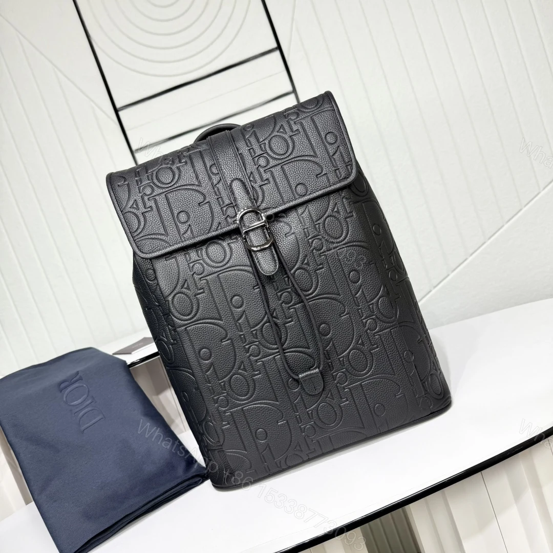 Dior 高仿 壓紋皮革簡約後背包 黑色大容量商務雙肩包 — view 1
