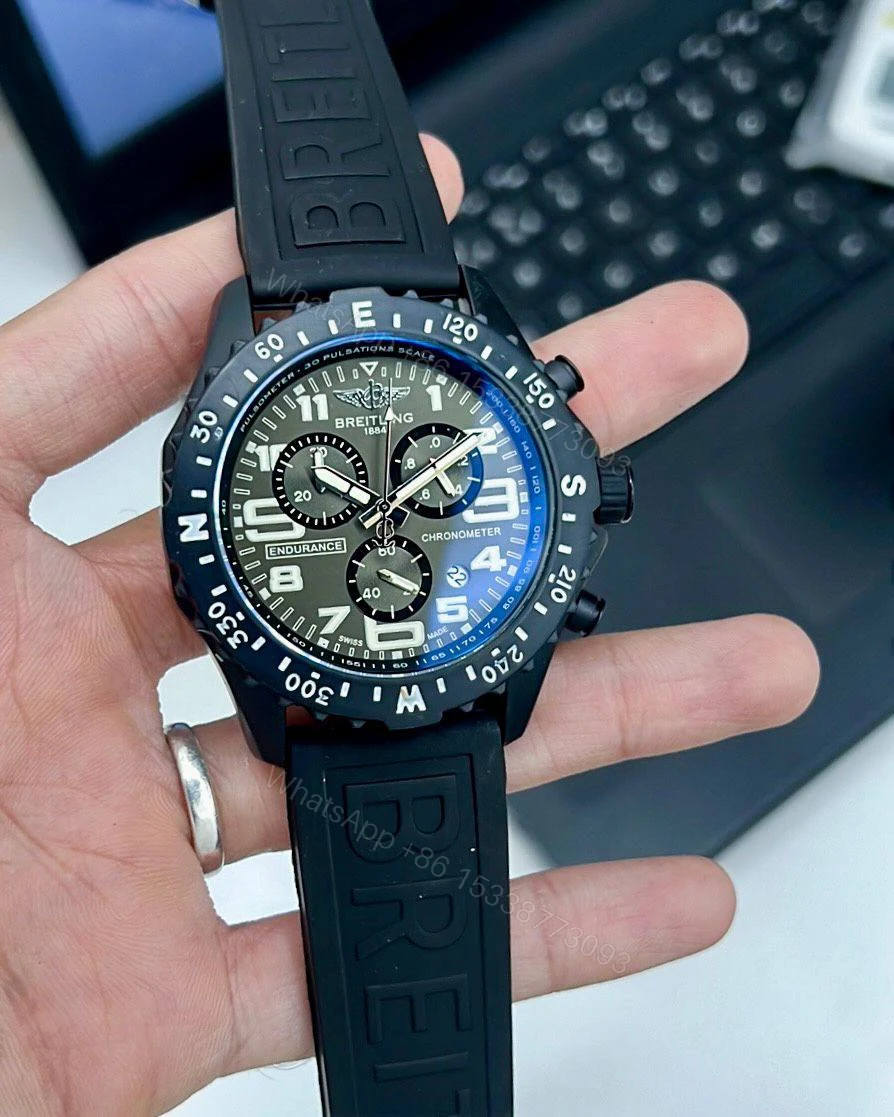 Breitling Endurance Pro Black 44mm Quartz — view 1