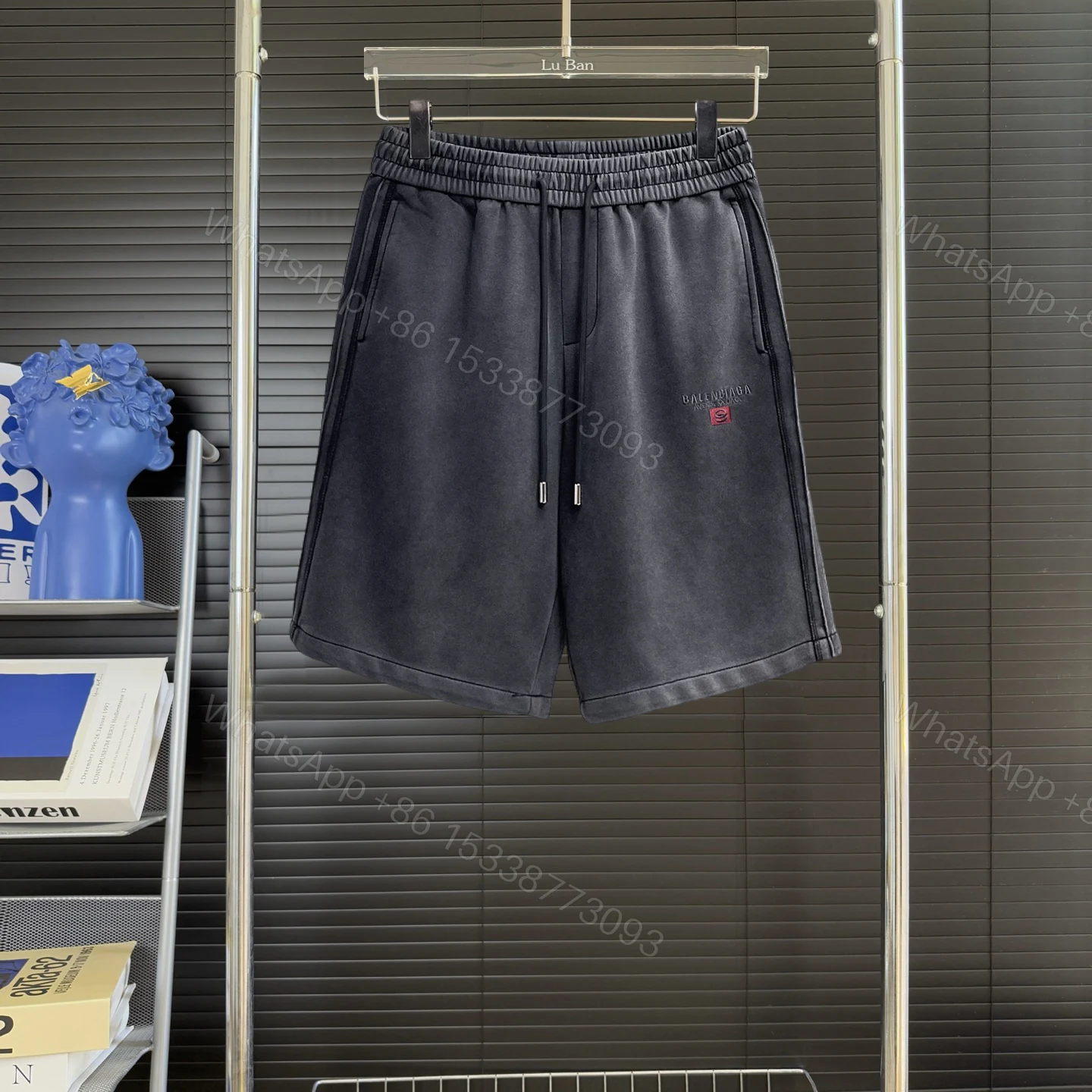 Balenciaga A貨短褲 男款深灰水洗寬鬆休閒運動褲 — view 1