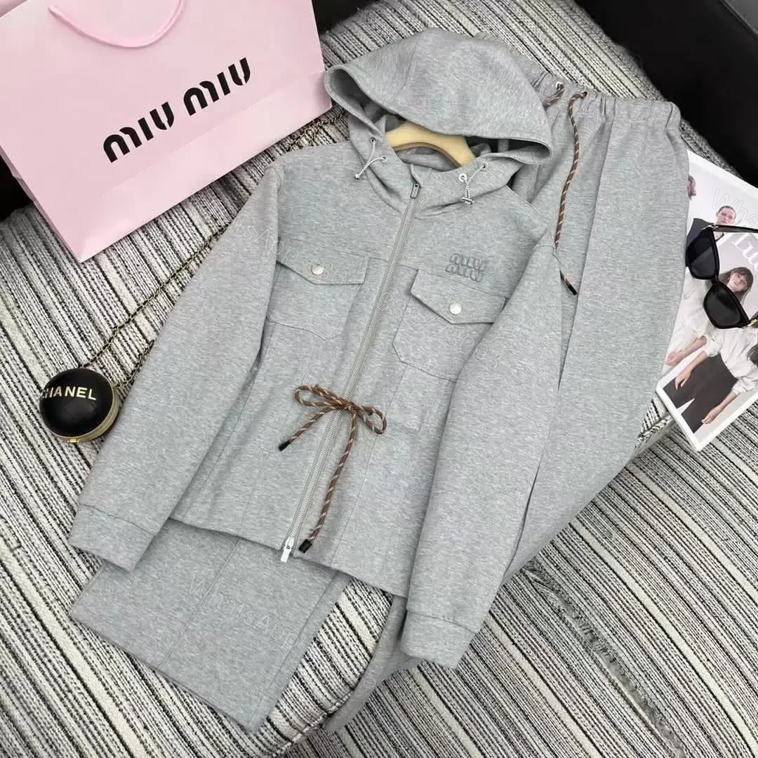 MIU MIU — view 1