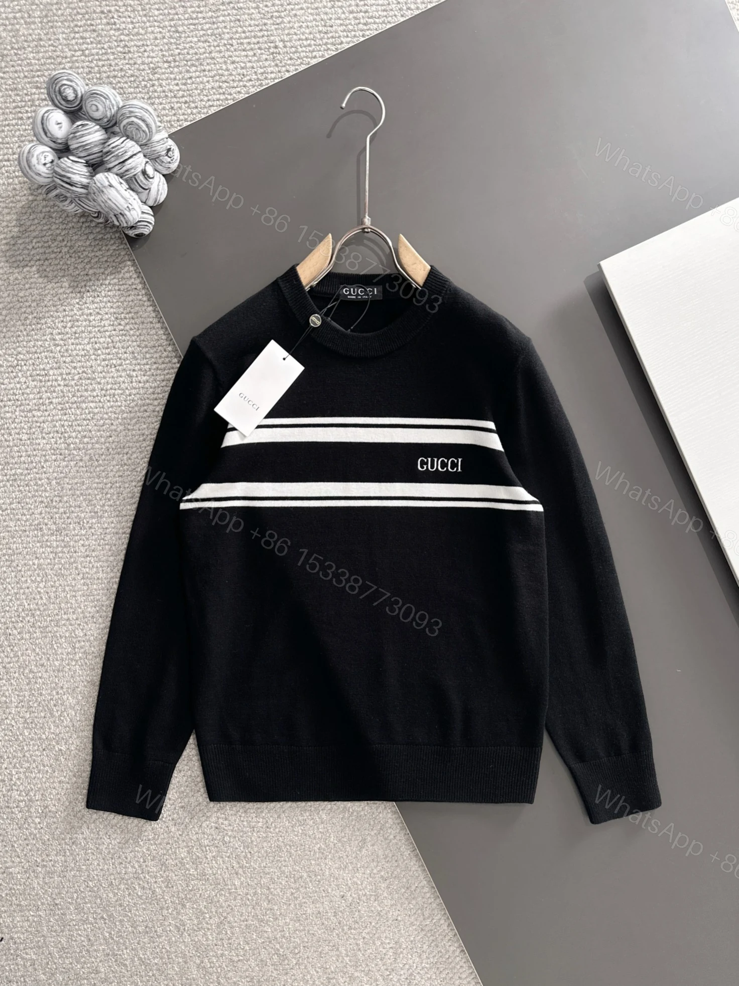 Gucci高仿針織衫男士黑白條紋設計簡約俐落質感款 — view 1