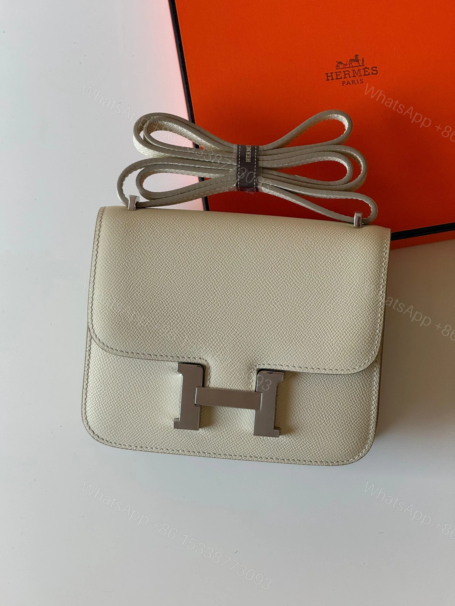 Hermès Constance bag in the Craie color Silver Hardware — view 1