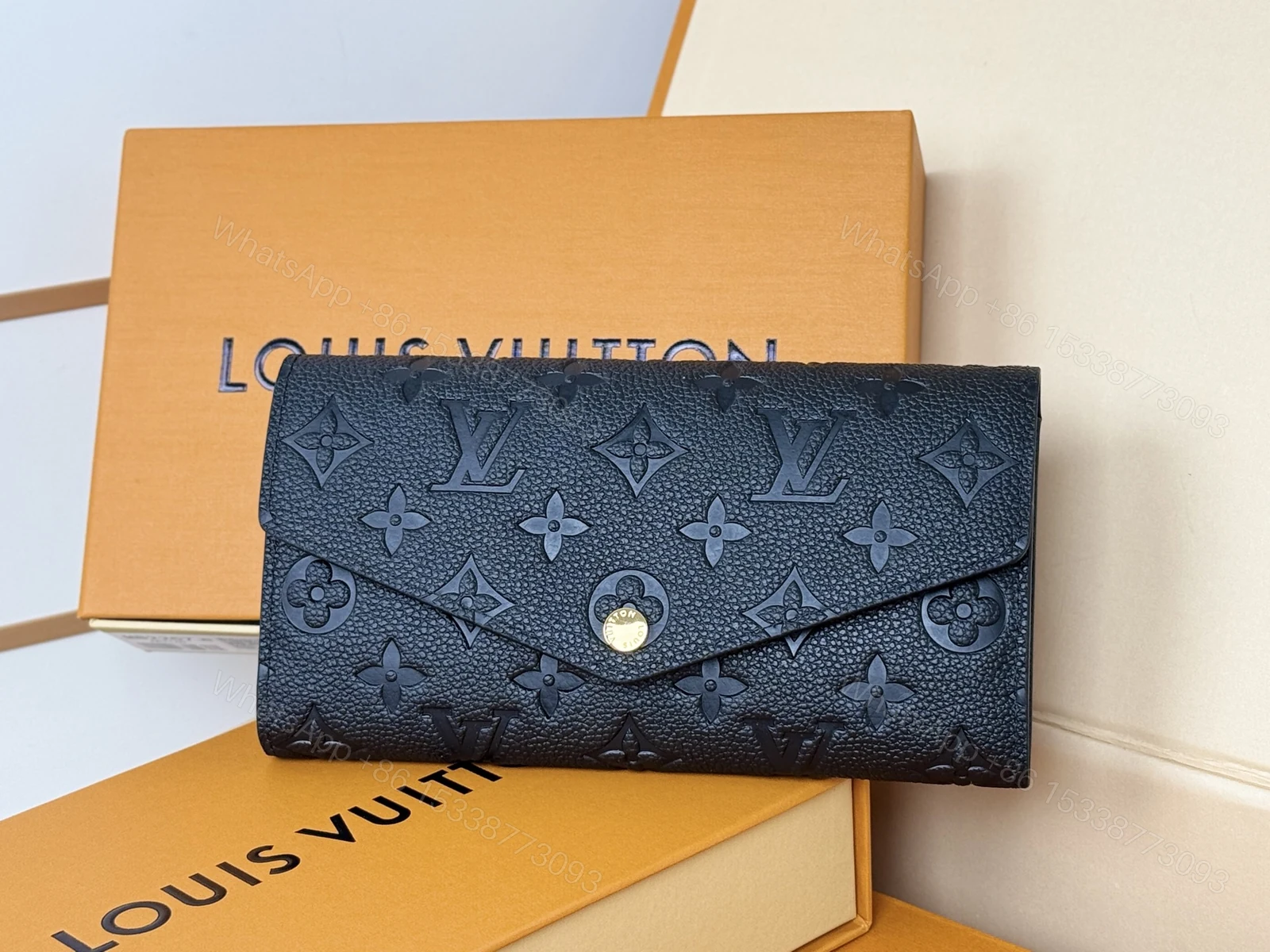 LV原單M82257 Sarah長夾黑色壓紋Monogram小牛皮精品百搭推薦款 — view 1