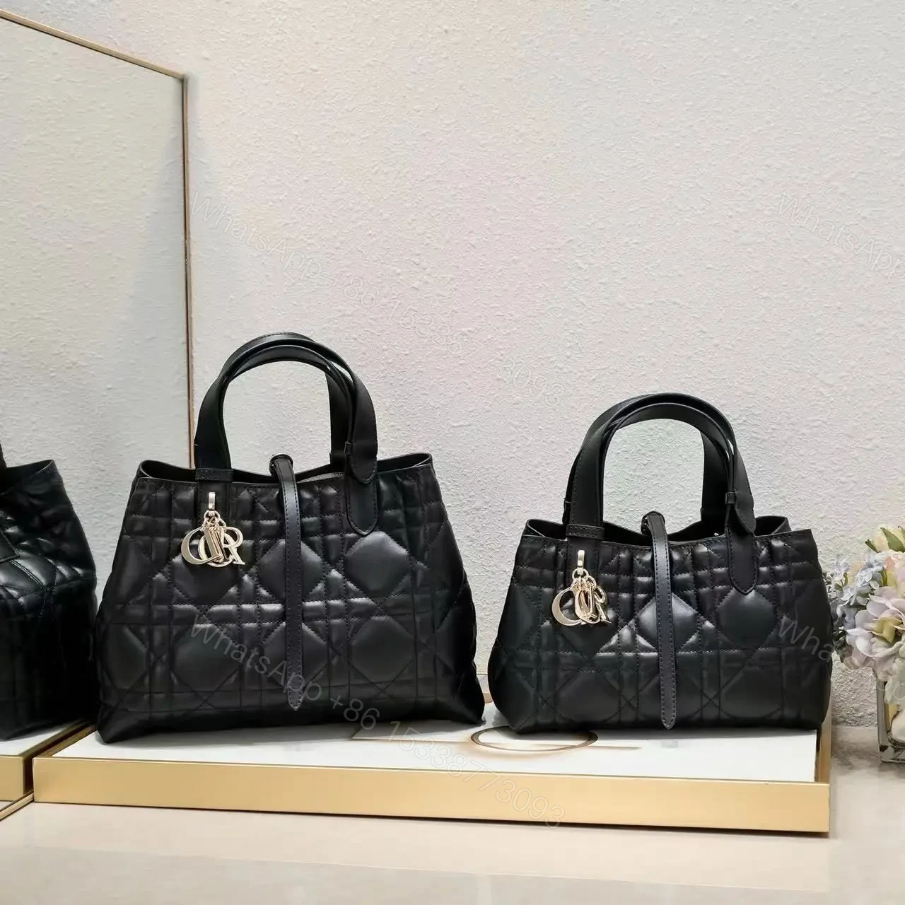 DIOR — view 1