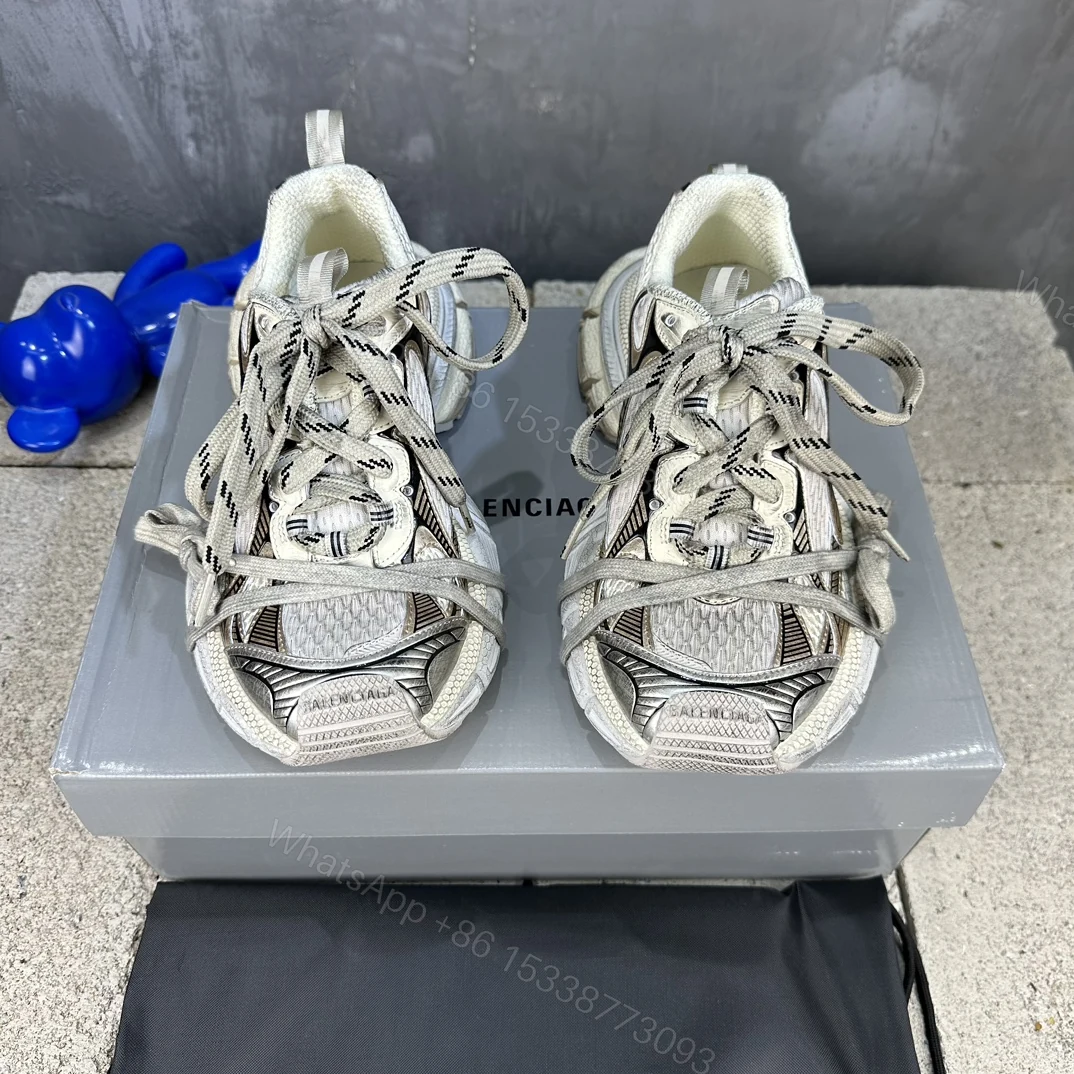 Balenciaga 高仿米白老爹鞋極簡配色百搭休閒款 — view 1
