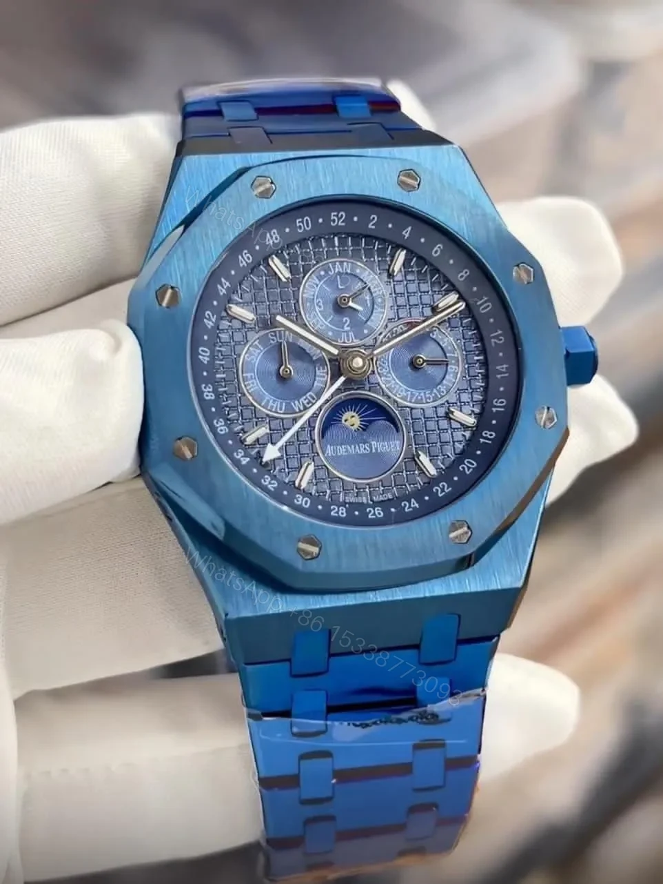 Audemars Piguet Royal Oak Jumbo Full Blue — view 1